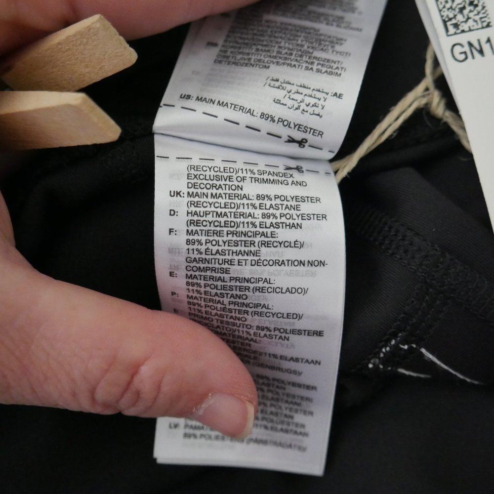 Adidas Bike Shorts Women's Size 2XL Black 3 Stripe Cycling Fitness Gym Workout - Picture 8 of 8